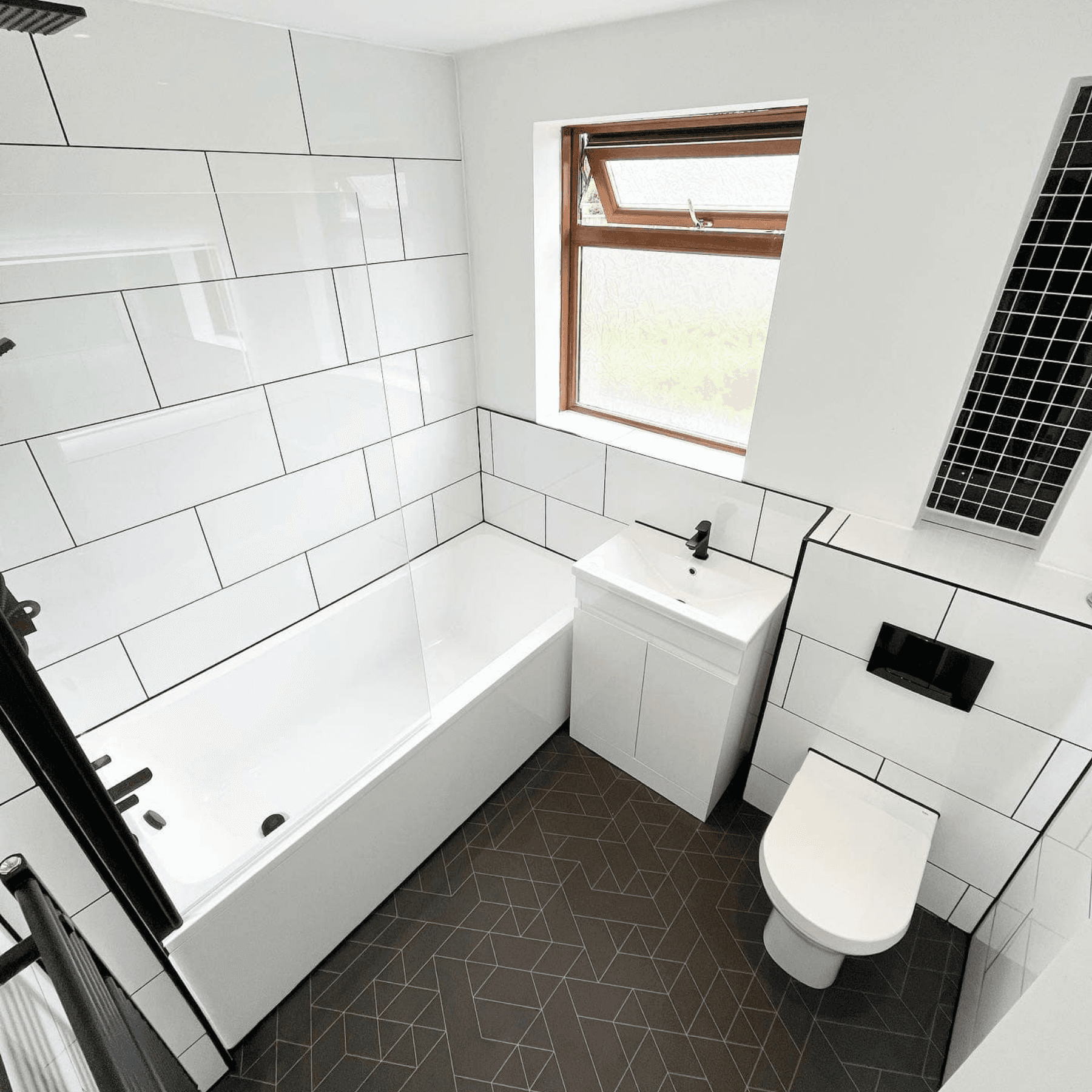 Spectra Plain White Matt Rectified 7mm